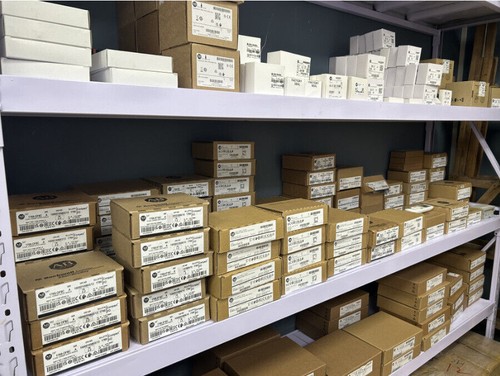 1756-OF8H New Factory Sealed SER A ControlLogix HART Analog Output Module 1pcs - Picture 5 of 5