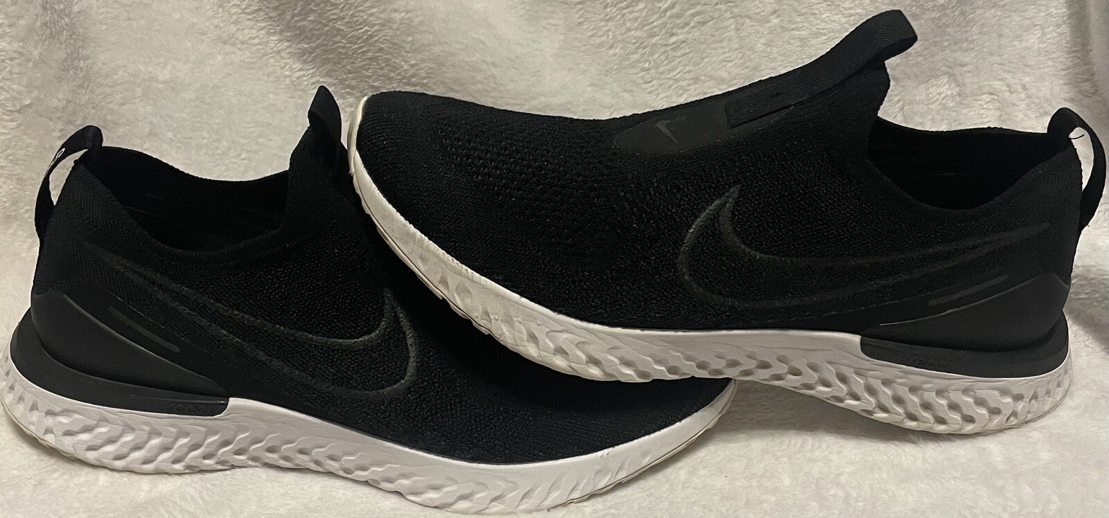 Size 10 - Nike Epic Phantom React Flyknit Black - image 1