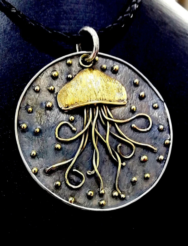COLLANA CIONDOLO DONNA MEDUSA IN ARGENTO 925 E BRONZO ARTIGIANALE DA COLLEZIONE - Immagine 2 di 4