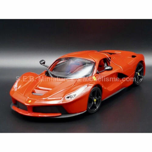 Véhicules miniatures Burago de Ferrari, 1:18
