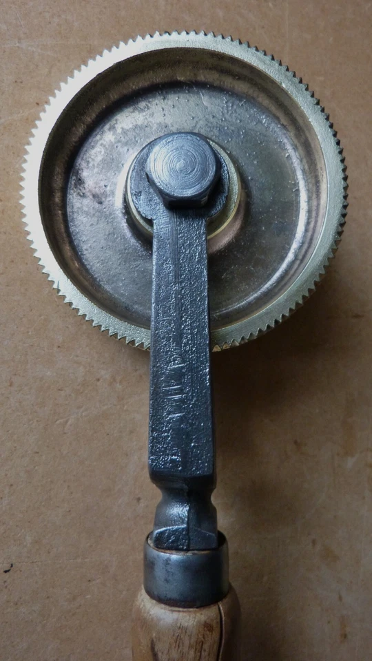 ANCIENNE GROSSE ROULETTE BRONZE OUTIL ANCIEN BOUCHARDE MACON? RELIURE? - Photo 3/4
