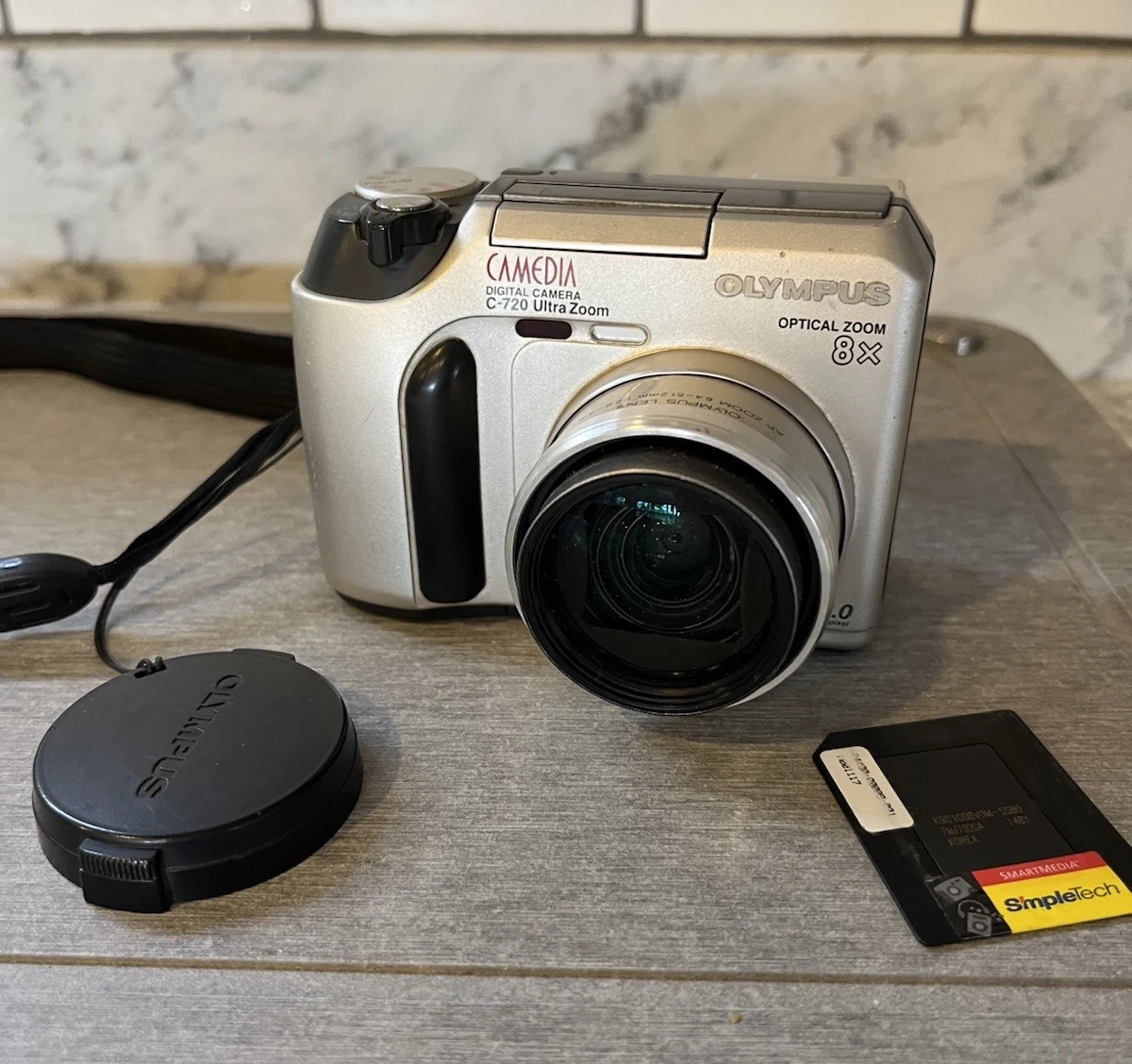 Olympus C-720 Ultra Zoom Digital Cameras for Sale - Shop New