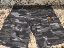 Mens SIze 42 Urban Pipeline Cargo Shorts Black Camo Long New With Tags Grey