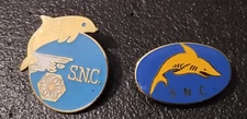 Pin’s Lot de 2 Poissons Dauphins Logo S.N.C Euroclimat (219)