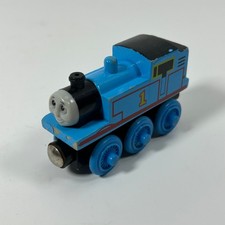 Thomas & Friends Wooden Railway Train Engine Magnetic No 1