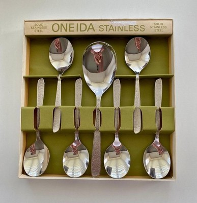 7 Stück Oneida massive Edelstahl Textura gemustert Wüstenlöffel verpackt Neu in OVP