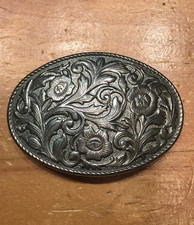 CLASSIC SILVER TONE WESTERN / FLORAL BELT BUCKLE