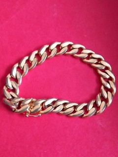 Gold COLOUR Curb Bracelet
