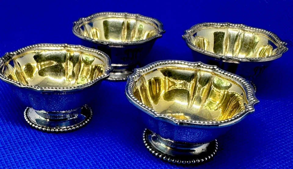 Tiffany & Co. Sterling Silver Gold Washed Salt Cellars Set of 4, 19th c. - Изображение 2 из 4