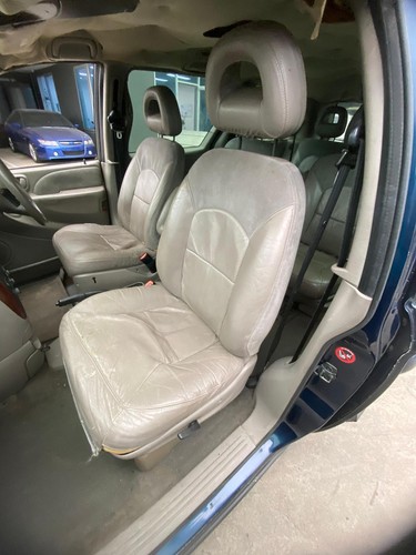 CHRYSLER VOYAGER 03/1997-04/2001 LEFT FRONT SEAT BELT ONLY