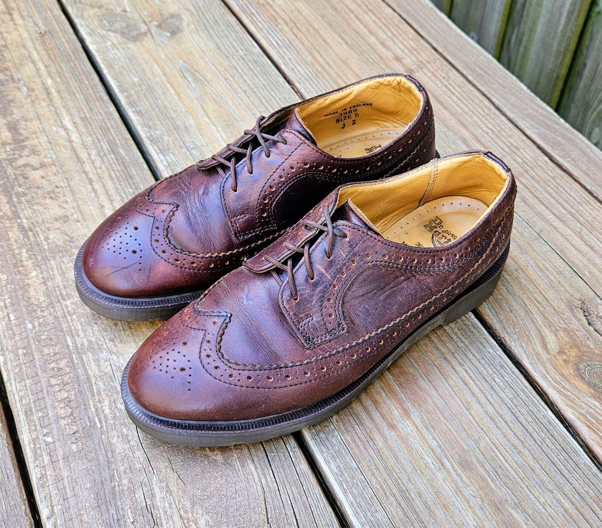 Vintage Dr Martens MADE IN ENGLAND 3989 Brogue Wingtip Shoes Vintage Dr Martens MADE IN ENGLAND 3989 Brogue Wingtip Shoes