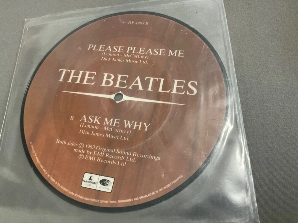 THE BEATLES 45 PLEASE PLEASE ME / ASK ME WHY PARLOPHONE EMI PICTURE DISC Mint - Image 2 of 2
