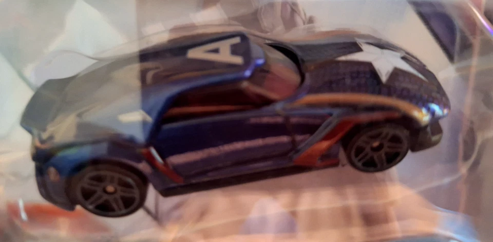 Hot Wheels 2017 Character Cars Marvel Avengers Captain America, 1st Appearance - Image 4 of 4