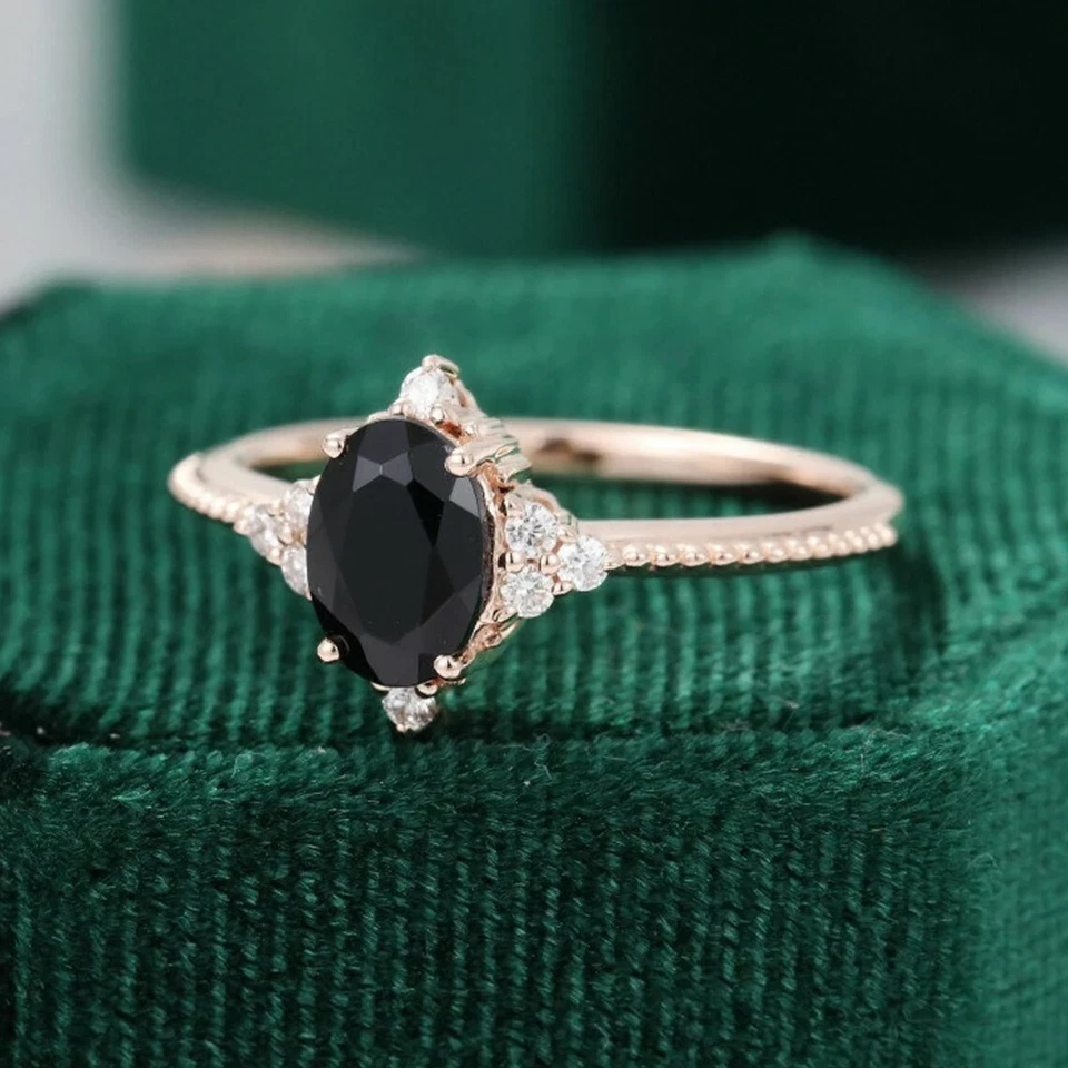 2 克拉椭圆形黑色模拟钻石单颗订婚戒指 14K 镀玫瑰金 — 第 2/4 张图片