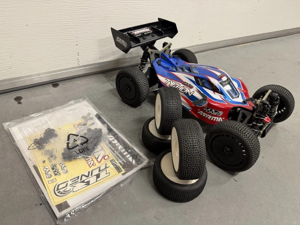 1/8 Arrma Typhon TLR Tuned Buggy Upgraded Low use 6s Spektrum ARA8406 ARTR - Image 2 of 4