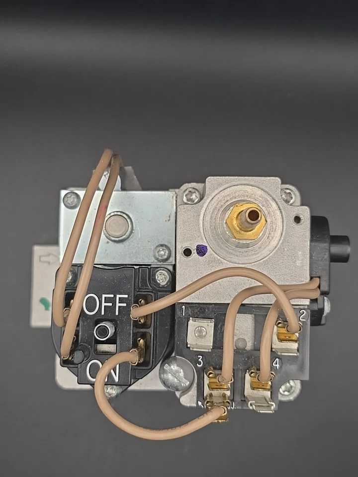 Válvula de gás de substituição Emerson White Rodgers 36C94-303 L45-743 novo estoque antigo - Imagem 2 de 4