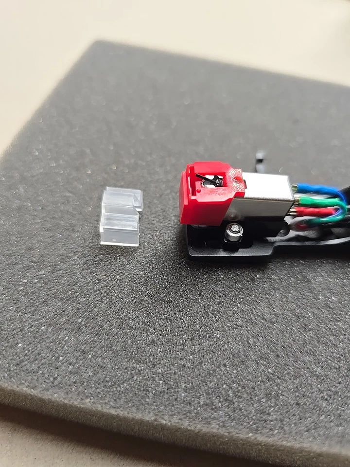 Cartucho AT3600L + Aguja Diamante ROJA Genérica + CABEZAS Estilo Technics Negro Foto 4 de 4