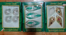 Commodore Christmas Classics 10 Delicate Glass European Hand Decorated Ornaments
