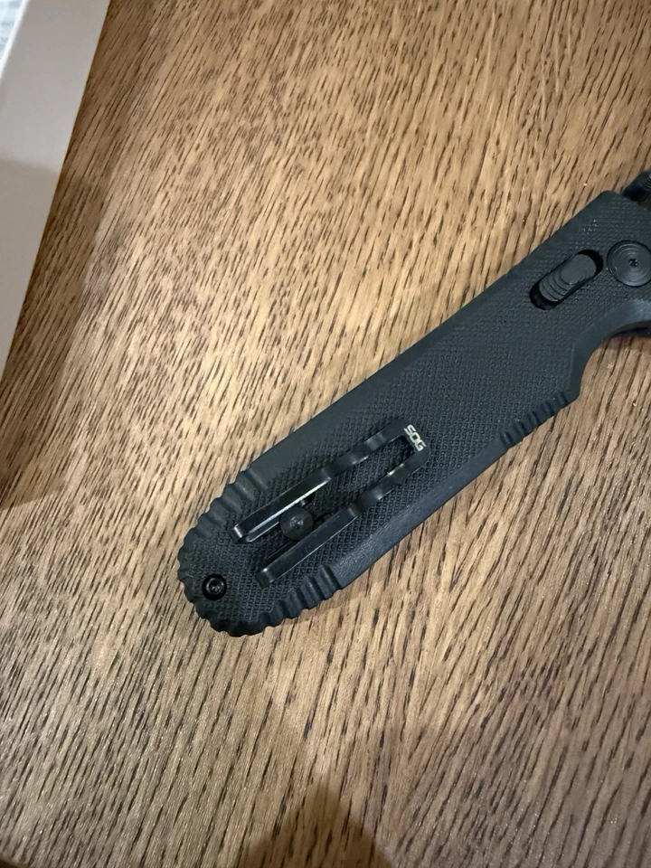 NUEVO SOG Pentagon XR CRYO CTS XHP Cuchillo Plegable Hoja de Acero Negro Foto 4 de 4