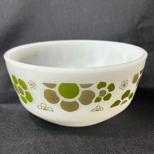 VTG AH Fire King Springtime Mod Green Flower MCM Milk Glass Mixing Bowl 6" USA