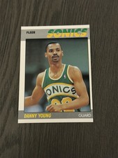 1987-88 Fleer #131 DANNY YOUNG Seattle SuperSonics Basketball Card Rookie RC