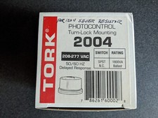 Tork Photocontrol Turn-Lock Mounting. Model 2004, 208-277 VAC. 50/60 Hz. New.
