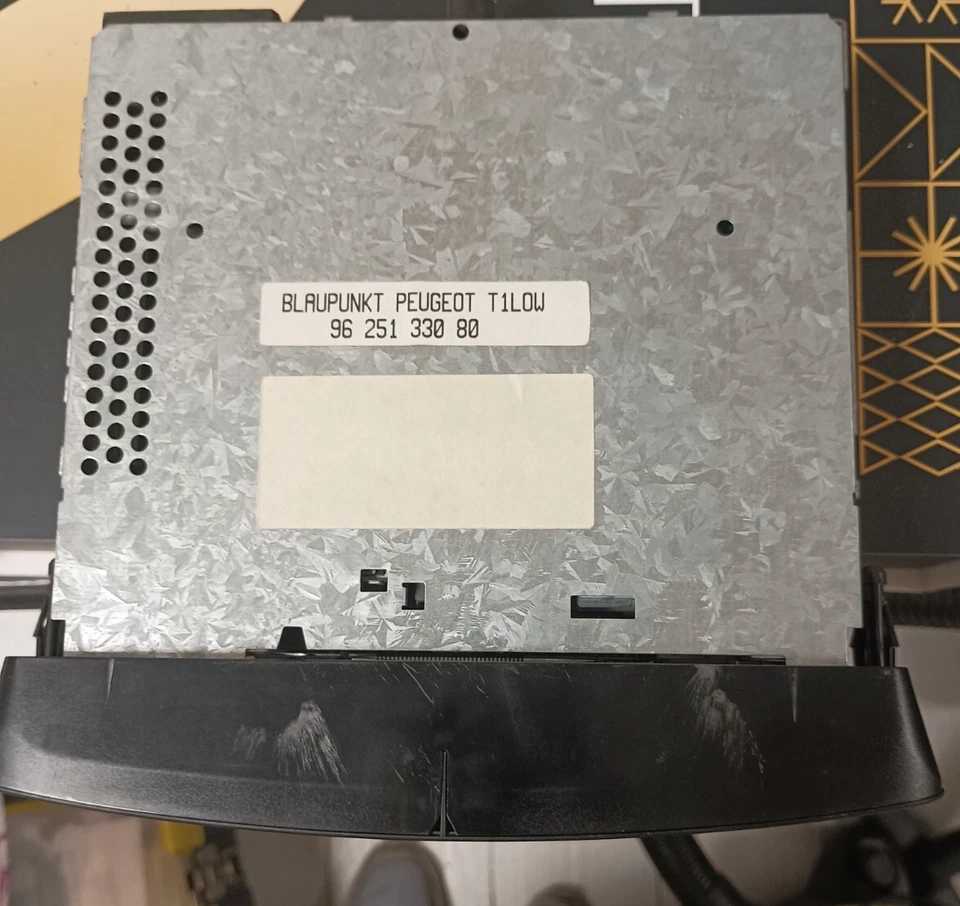 Autoradio originale cassette peugeot 206 prima serie 1999 vintage - Immagine 2 di 4