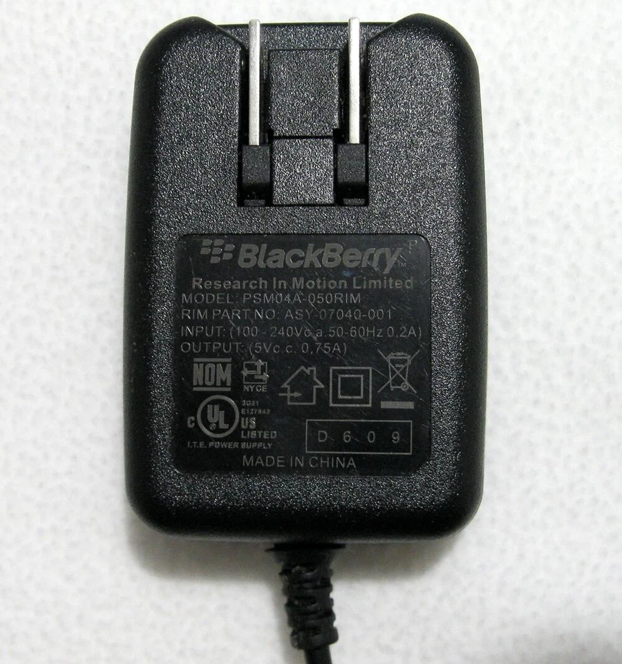 Cargador de pared genuino BLACKBERRY PSM04A-050RIM adaptador de corriente mini USB - EXCELENTE Foto 2 de 4
