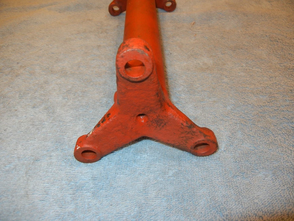 Eixo traseiro 67 Lotus Elan +2 F2 - Imagem 3 de 4