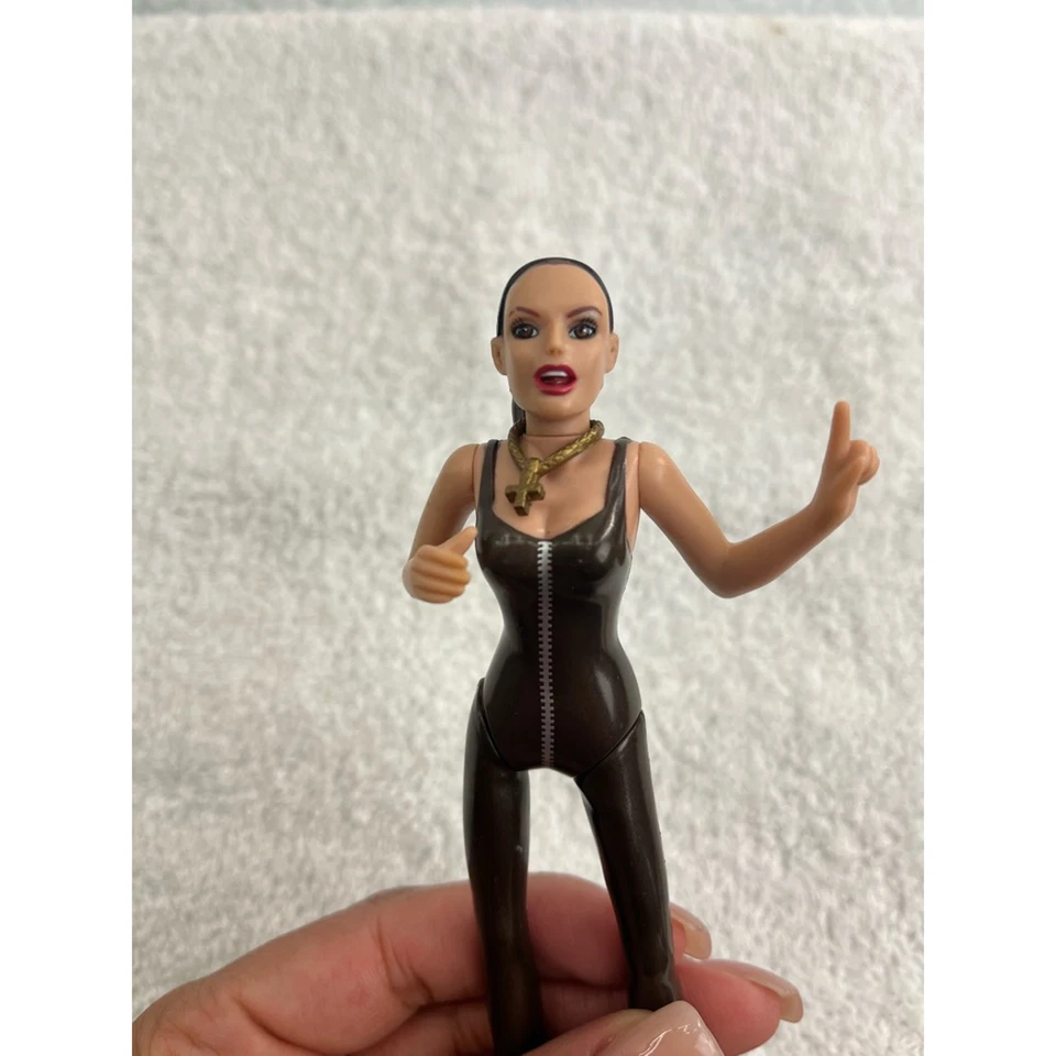 Boneco de ação Toymax Spice Girls Posh Spice Victoria Beckham 1998 6" boneca cruz - Imagem 4 de 4