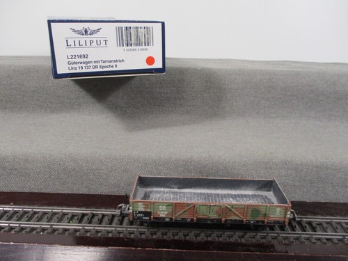 Liliput H0 L221692 Güterwagen mit Tarnanstrich Linz 19137 DR Ep II in OVP | Zustand: Gebraucht