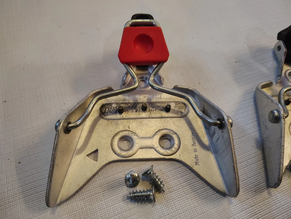 Unbranded 75 mm 3-Pin Cross Country Ski Bindings Nordic Norm Skiing XC - Image 2 of 4