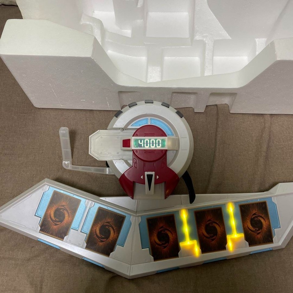 Bandai Proplica Yu-Gi-Oh Duel Disk 1/1 Scale KAIBA Ver. Limited Edition ...