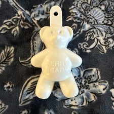 Mary Maxim Crispy Treat “merry beary” Mold Bear Teddybear