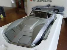 1 18 AUTOart Chevrolet Corvette 1969 Silver AUTOART CHEVROLET CORVETTE C3 SILVER