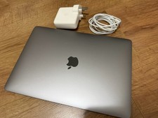 Apple MacBook Pro 13" TouchBar 2019 - Intel i5 CPU 8GB Ram 256GB Mac OS Sequoia*