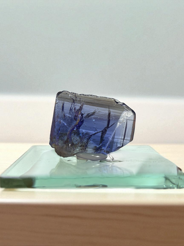 Fine Pleochroic Unheated Natural Tanzanite Crystal Rough Gemstone 5 Carats - Picture 4 of 4