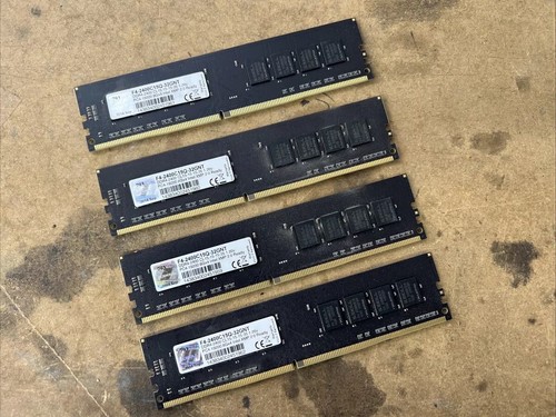 G.SKILL F4-2400C15Q-32GNT 8Gx4