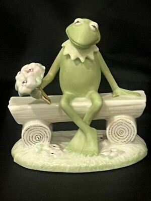 Lennox  Kermit s Bouquet of Cheer 