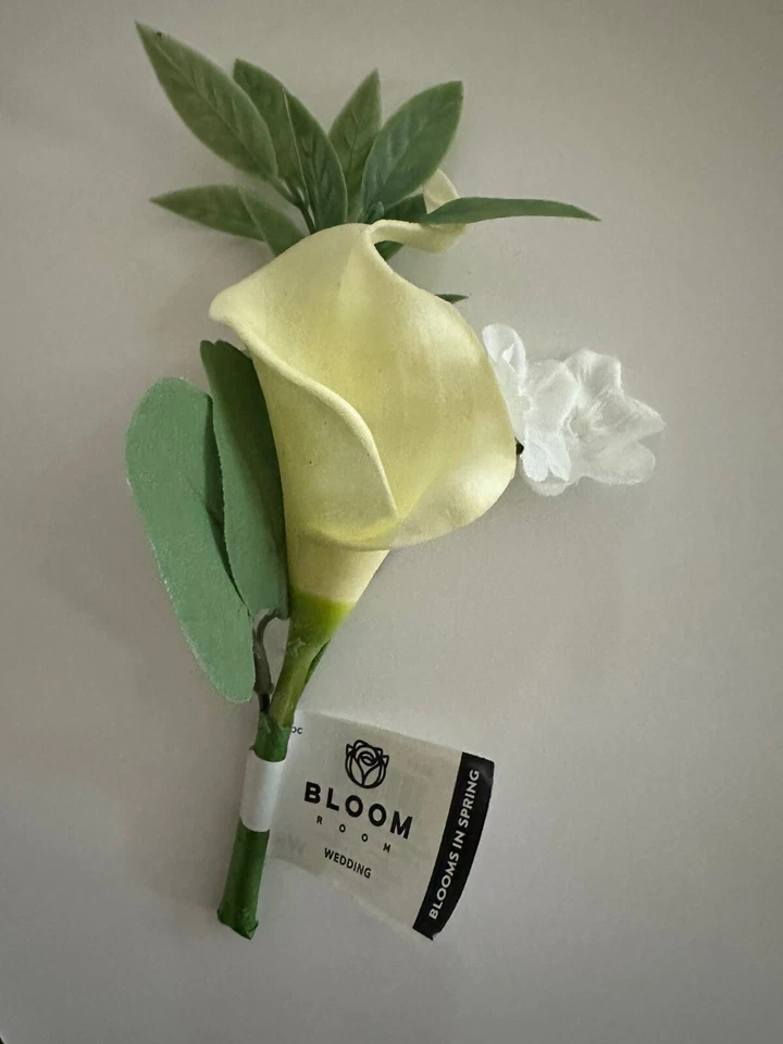 Boutonniere Calla Lily Pick boda graduación Foto 3 de 3