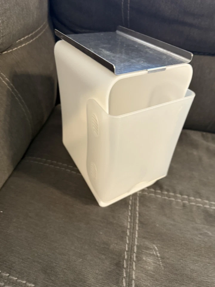 Milkies Organizador de Congelación para Leche Materna, Almacenamiento de Contenedor Sencillo, Libre de BPA Foto 2 de 2