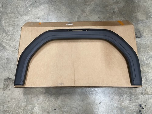 2020-2023 GMC Sierra 2500 3500HD Driver Left Side Rear Fender Flare OEM 84806028