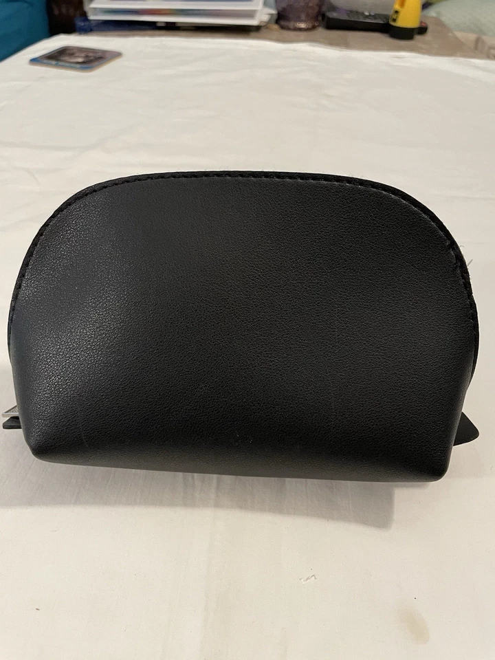 Bolsa de maquillaje cosmético Black Saks Fifth Avenue artículos de tocador para viajes de United Airlines Foto 4 de 4