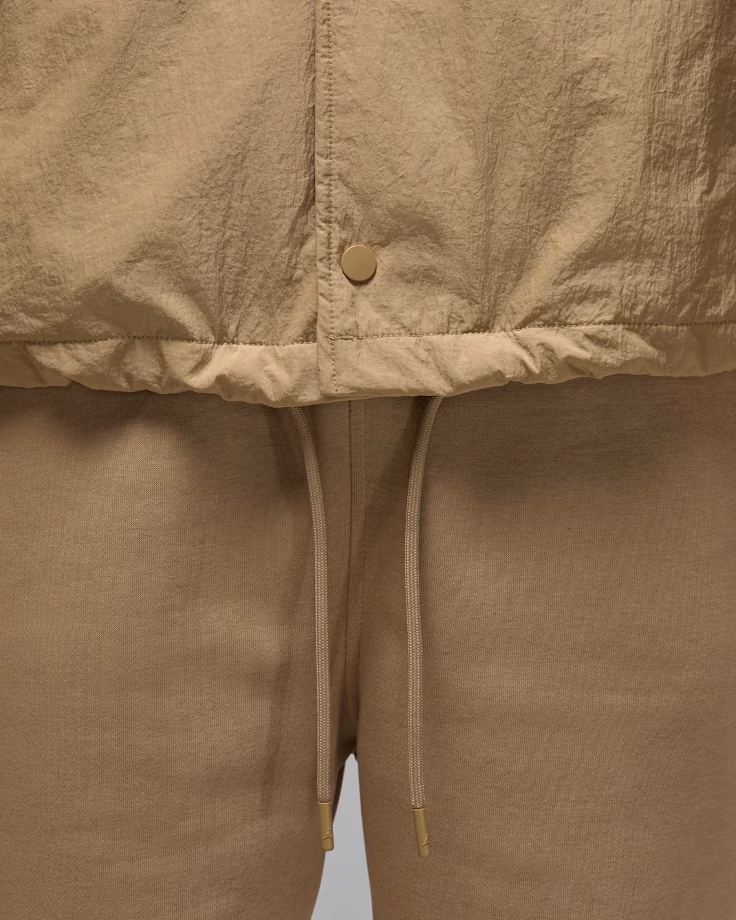 Nike Air Jordan Essentials Mens Coaches DWR Windbreaker Jacket Khaki Size Medium thumbnail 16