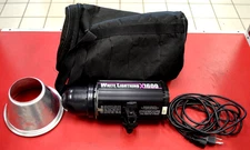 White Lightning  X1600 Monolight X1600 - 120V