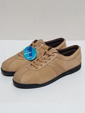 NEW▪︎Easy Spirit Anti Gravity Tan Suede/Leather 9.5 Women’s Shoes▪︎BRAND NEW
