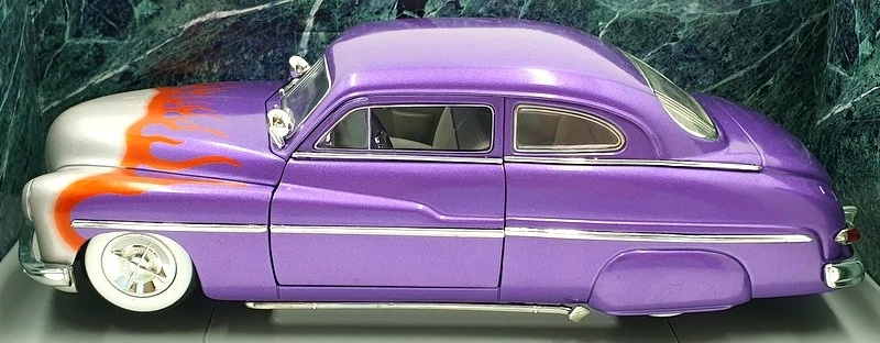 Ertl 1/18 Scale Diecast 7123 - 1949 Mercury Lead Sled - Purple - Image 3 of 4