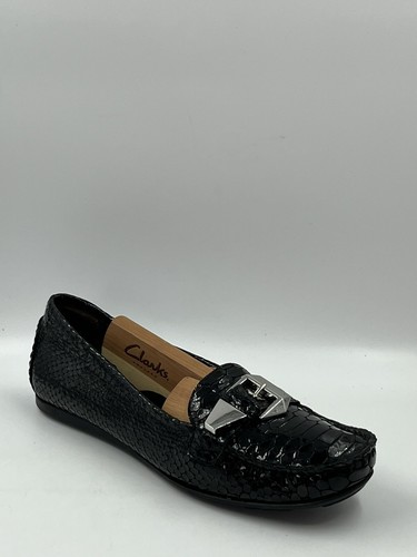 Stuart Weitzman Alligator Print Patent Leather Loafers Black Side Buckle Size 7M - Picture 6 of 15