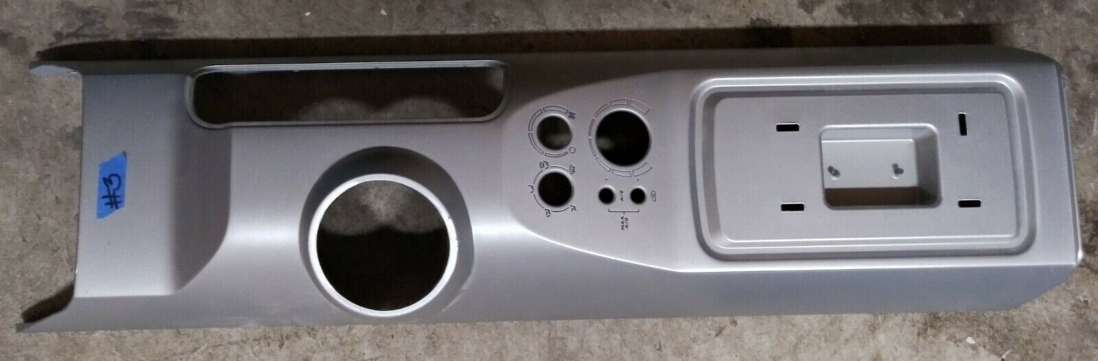 2005,2006 FORD GT BLEM #3 FACTORY CONSOLE 4G7Z-63045A36-AAA OBSOLETE 05/06