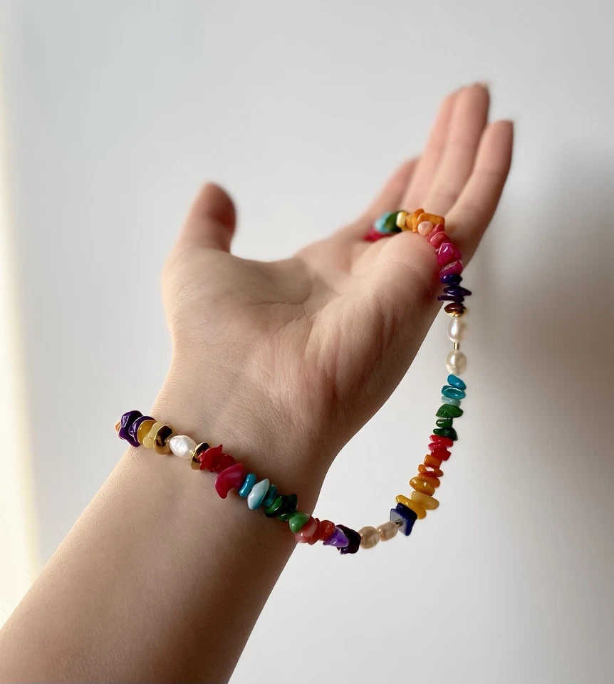 Colar feminino multicolorido com miçangas e pérolas comprimento ajustável - Imagem 3 de 4
